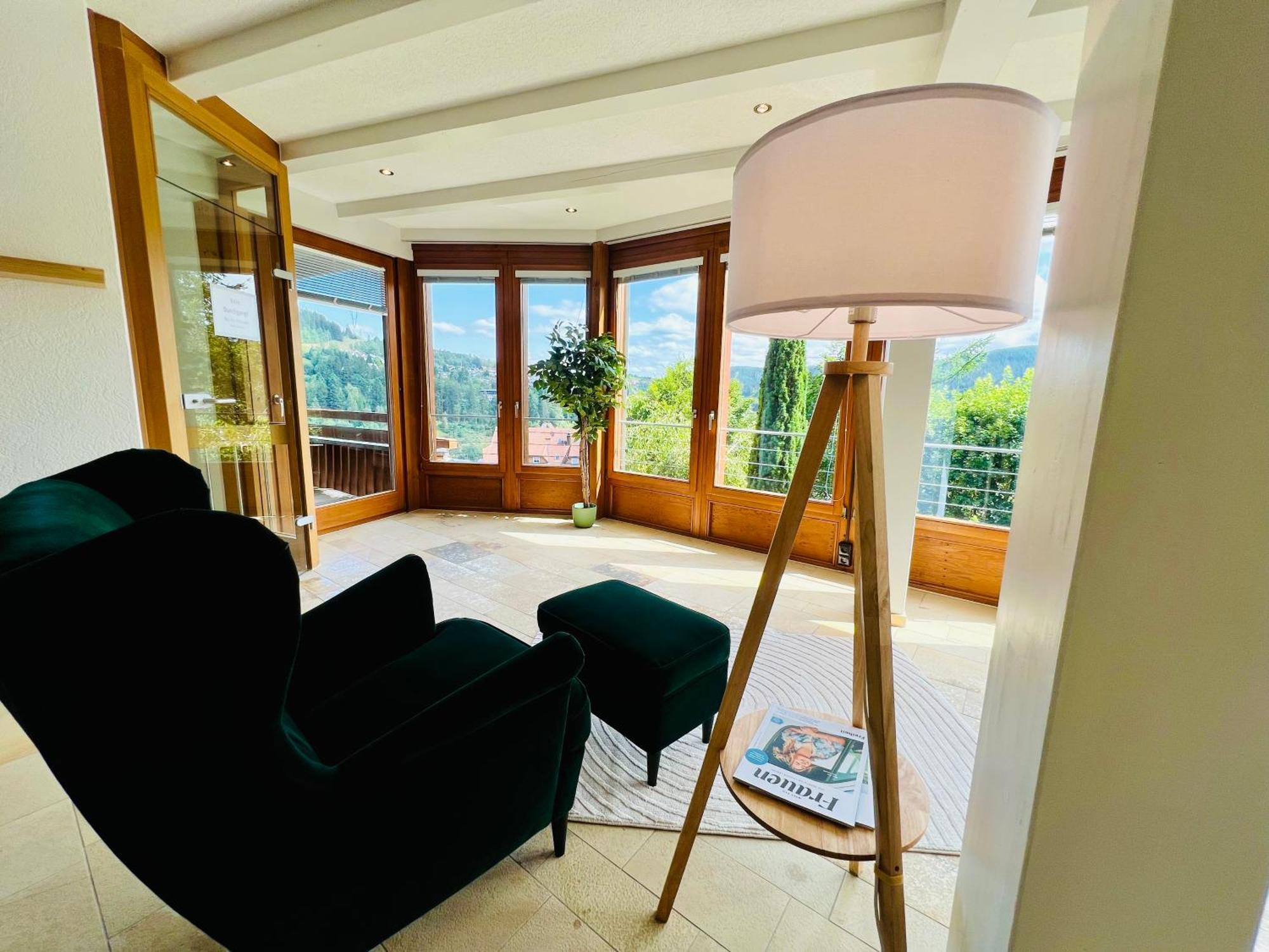 Panoramablick Mit Privatparkplatz, 2 Balkone Und 1,5 Baeder Διαμέρισμα Titisee-Neustadt Εξωτερικό φωτογραφία