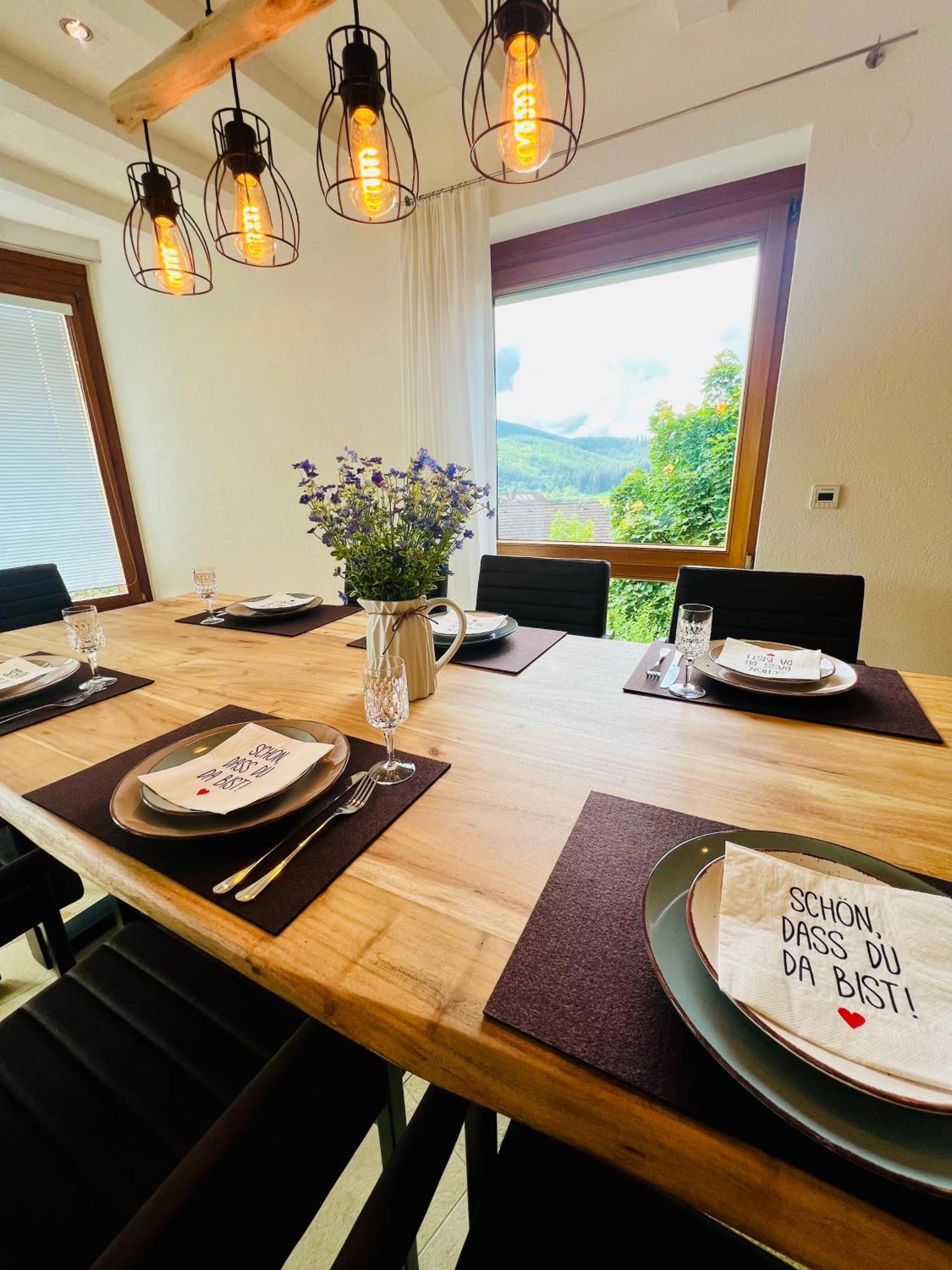 Panoramablick Mit Privatparkplatz, 2 Balkone Und 1,5 Baeder Διαμέρισμα Titisee-Neustadt Εξωτερικό φωτογραφία