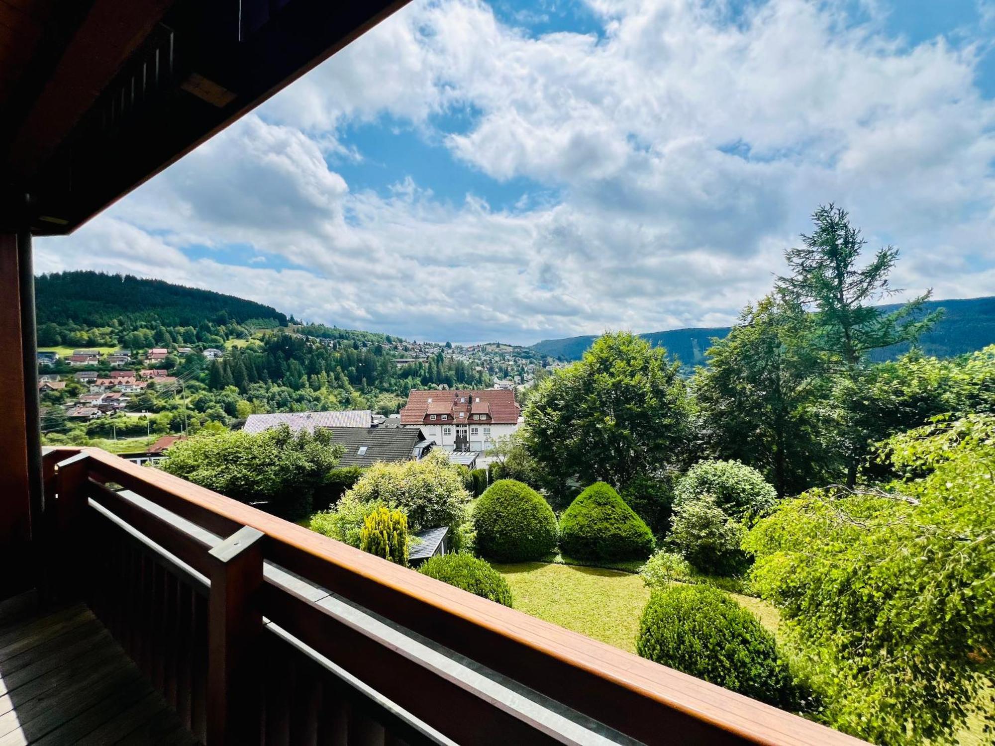 Panoramablick Mit Privatparkplatz, 2 Balkone Und 1,5 Baeder Διαμέρισμα Titisee-Neustadt Εξωτερικό φωτογραφία